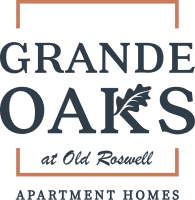 Grande oaks living logo
